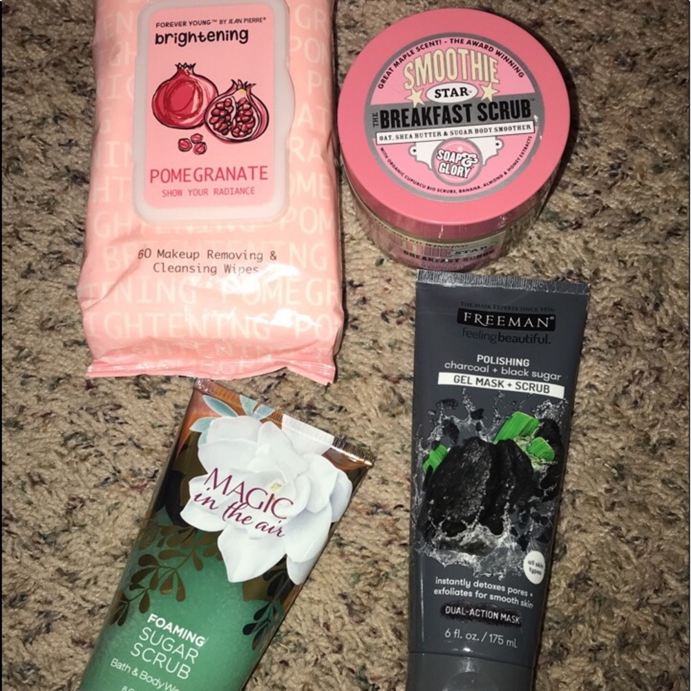 Face wipes, 2 sugar scrubs, and a face mask